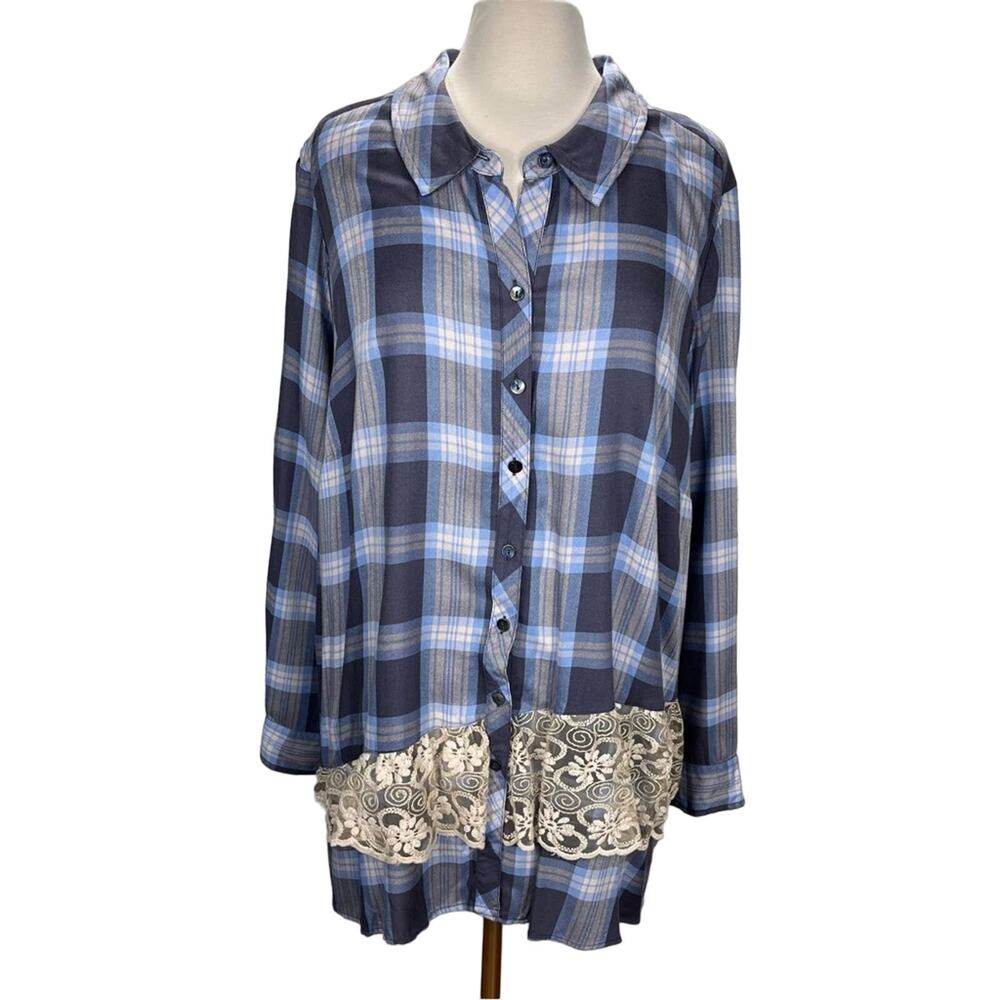 LOGO BY LORI GOLDSTEIN |  Long Sleeve Boho Plaid Button Down‎ Blue Top